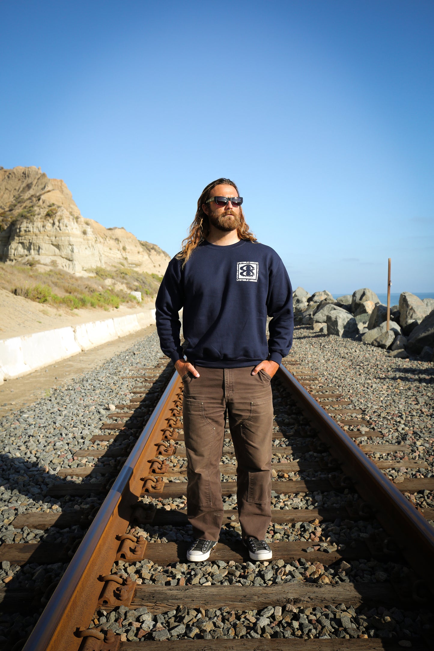 CHAOS CREWNECK // NAVY