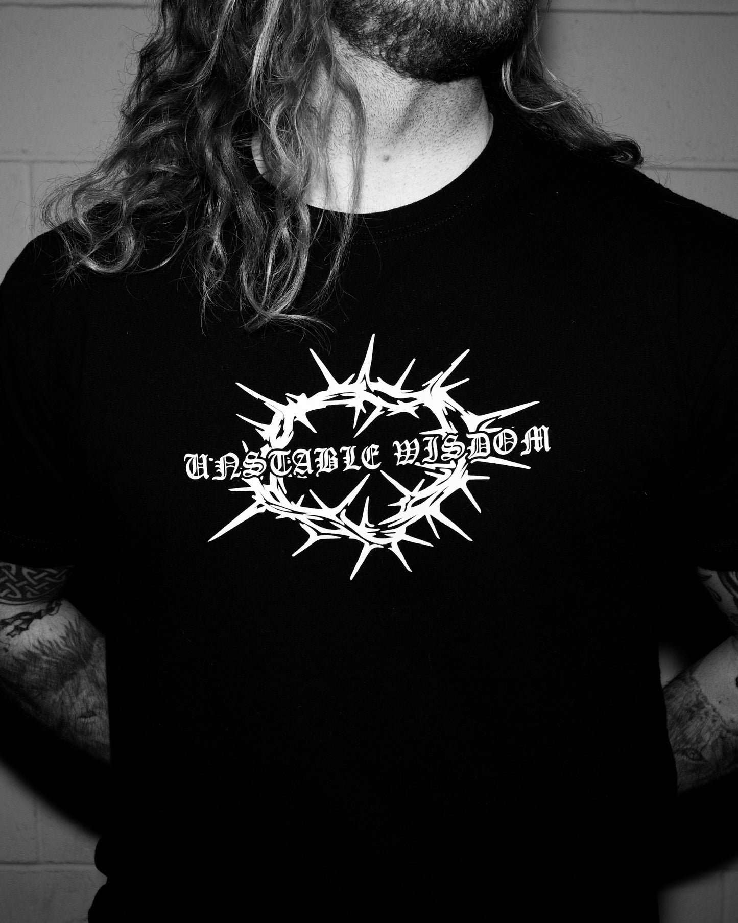 THORNS T-SHIRT // BLACK