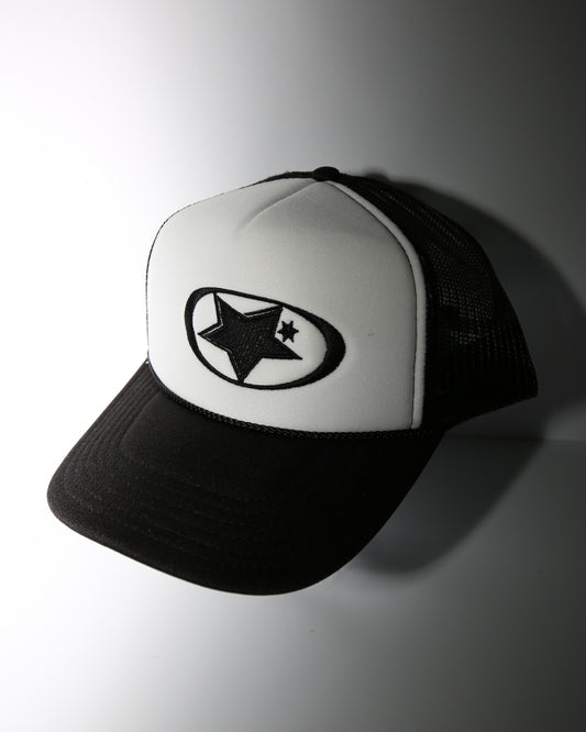 GLOBAL TRUCKER HAT // BLK/WHITE